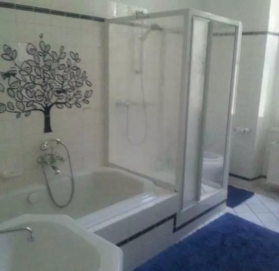 Aamiaismajoitus (B&B) Château Mesny