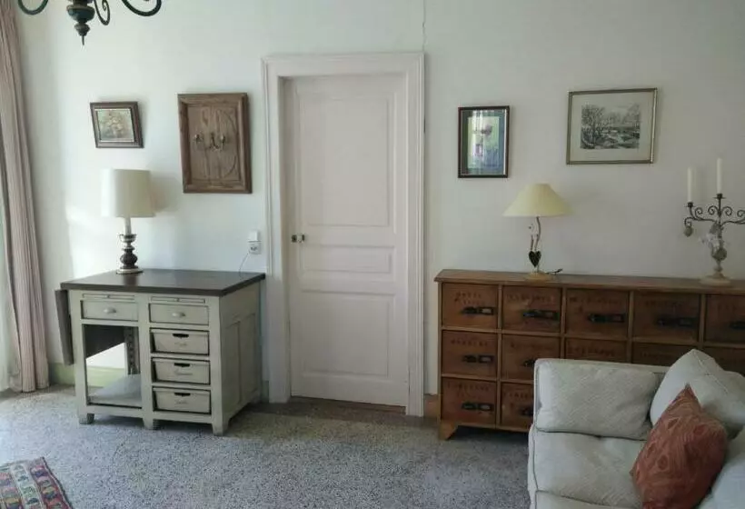 Aamiaismajoitus (B&B) Château Mesny