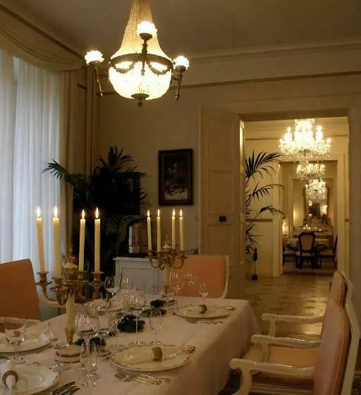 Aamiaismajoitus (B&B) Château Mesny