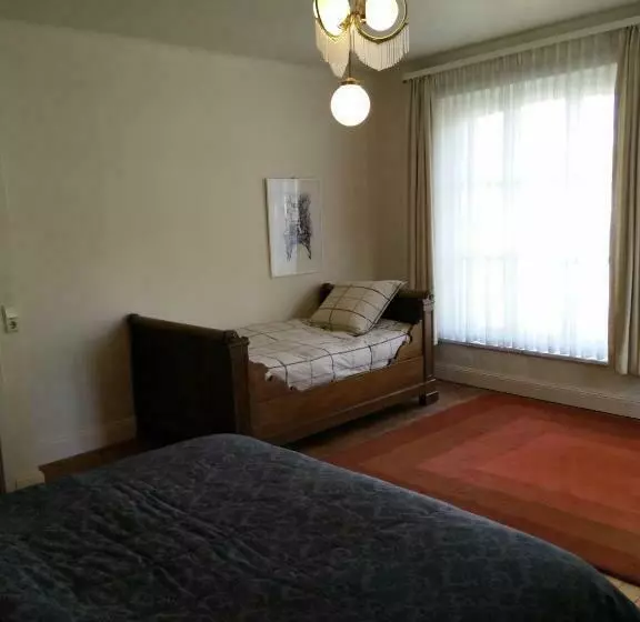 Aamiaismajoitus (B&B) Château Mesny