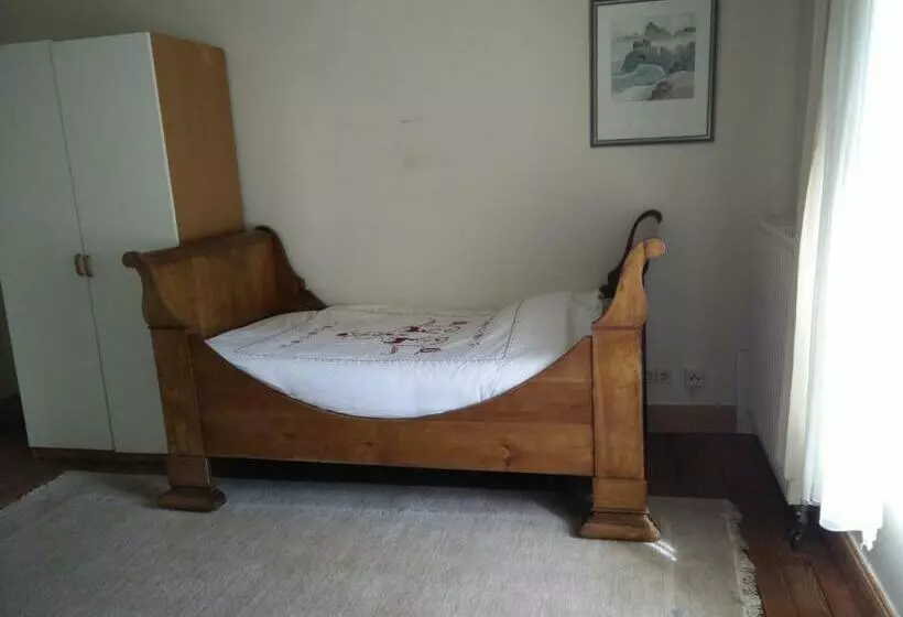 Aamiaismajoitus (B&B) Château Mesny