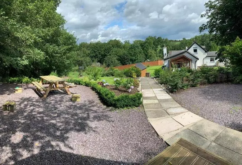 ベッドアンドブレックファースト Tig Lammax