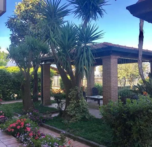 Aamiaismajoitus (B&B) Villa Charme