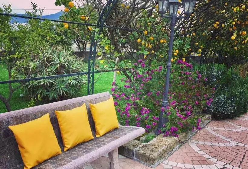 Aamiaismajoitus (B&B) Villa Charme