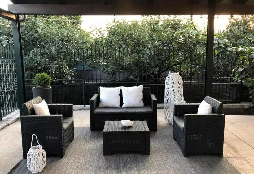 Aamiaismajoitus (B&B) Villa Charme