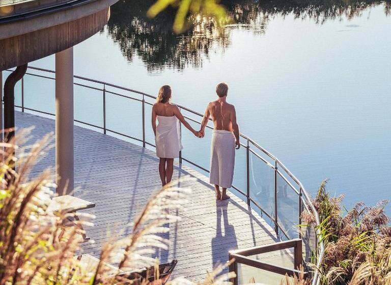 ホテル Dreilandhof