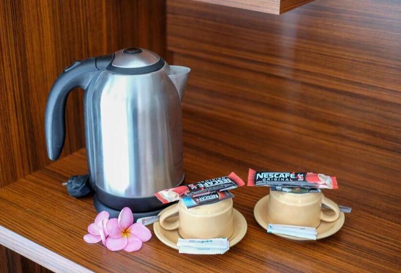 Отель Friends Beach