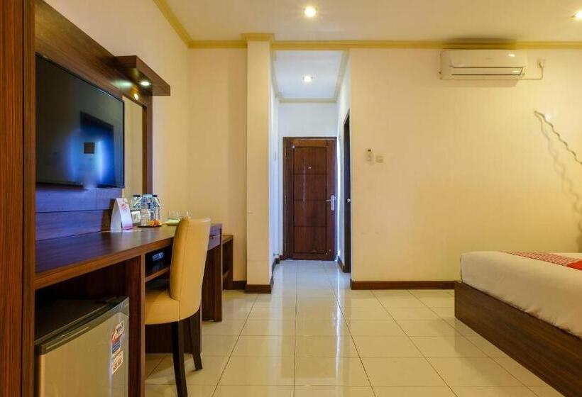 Отель Friends Beach