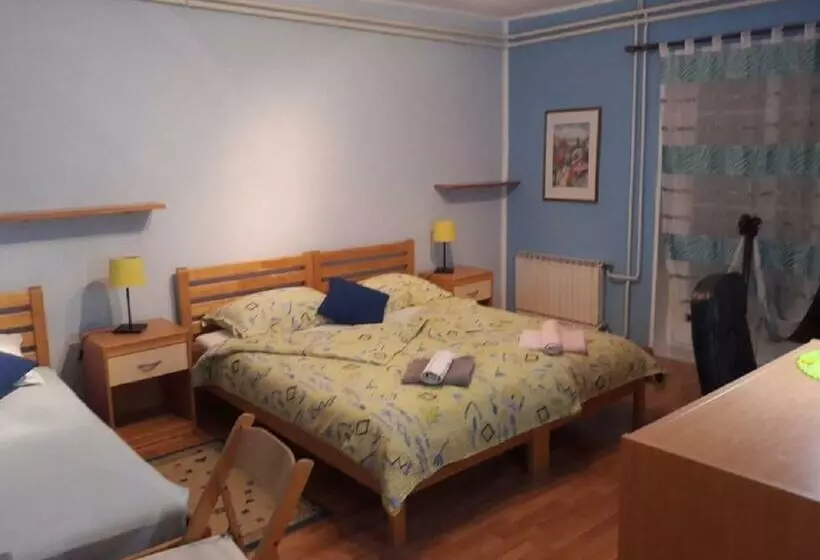 پانسیون Apartments And Rooms Knez
