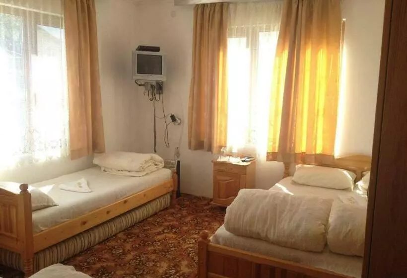 ペンション Guest Rooms Dyado Sabcho