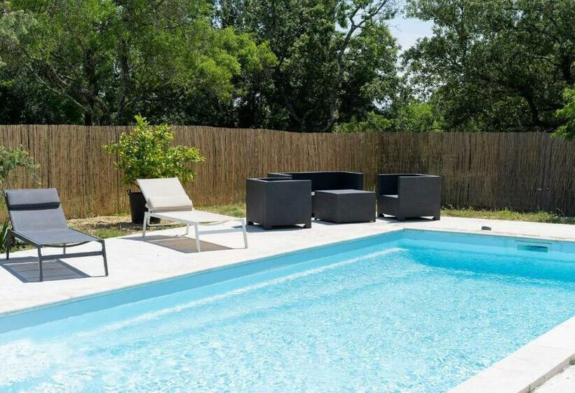 پانسیون Le Mas Du Berger