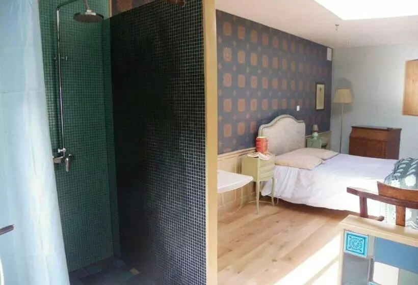 Majatalo Les Couleurs De L Eau