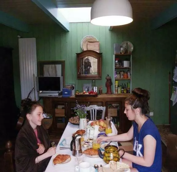 Majatalo Les Couleurs De L Eau