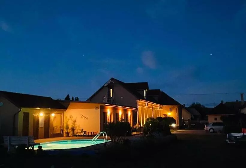 Majatalo Vila Mária Rapovce