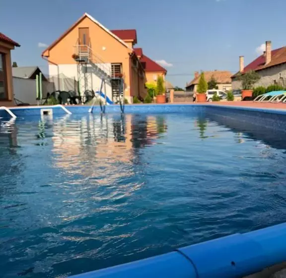 Majatalo Vila Mária Rapovce