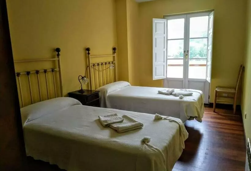 Retkeilymaja Posada Laventa