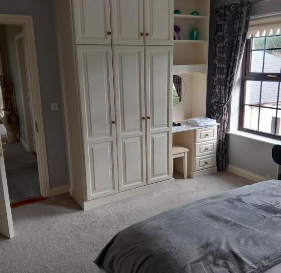 민박 Clonoughter Heights