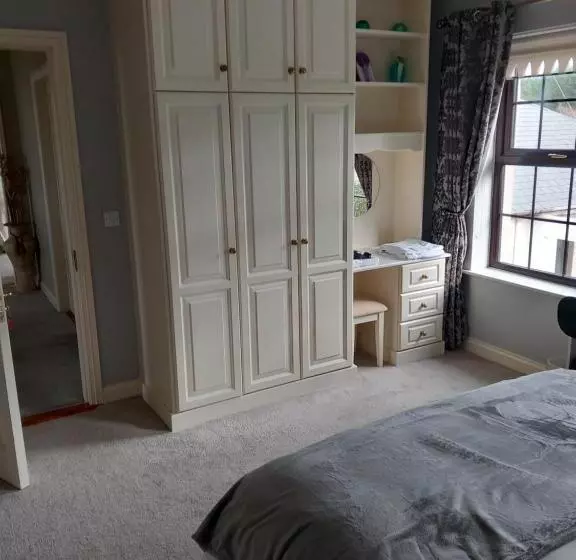 Aamiaismajoitus (B&B) Clonoughter Heights