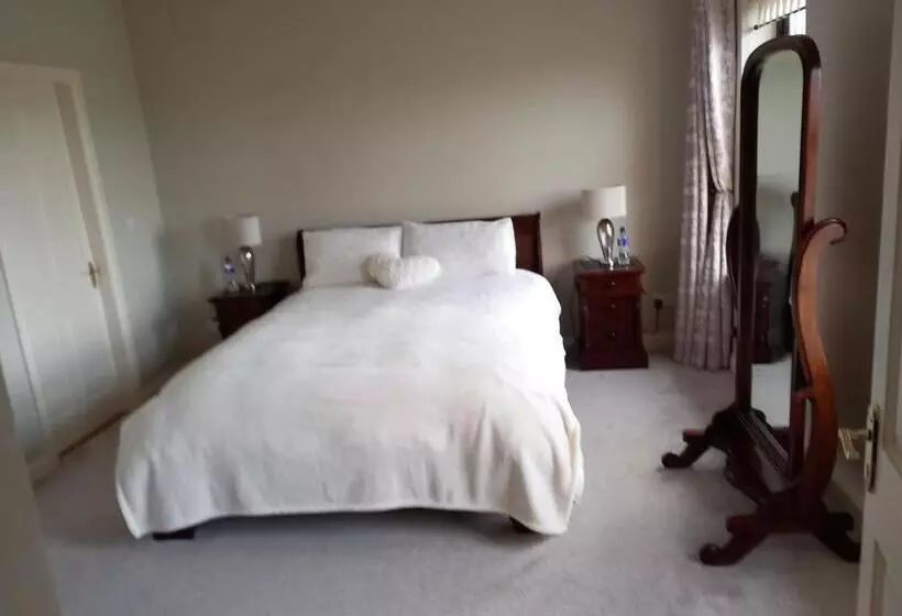 Aamiaismajoitus (B&B) Clonoughter Heights