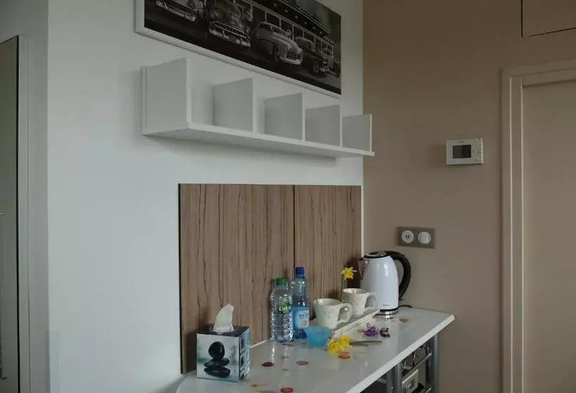 Aamiaismajoitus (B&B) La Cadanise, Suite étoilée