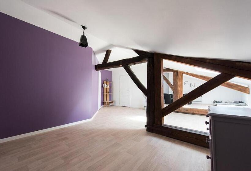 مبيت وإفطار Les Charmilles