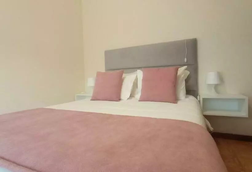 Majatalo Beira Rio Do Gerês