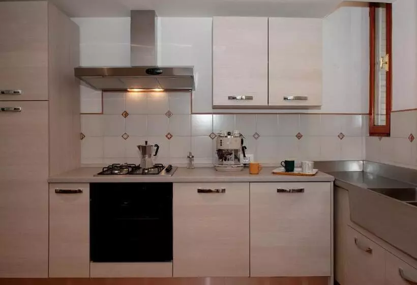 پانسیون Casa Corinna