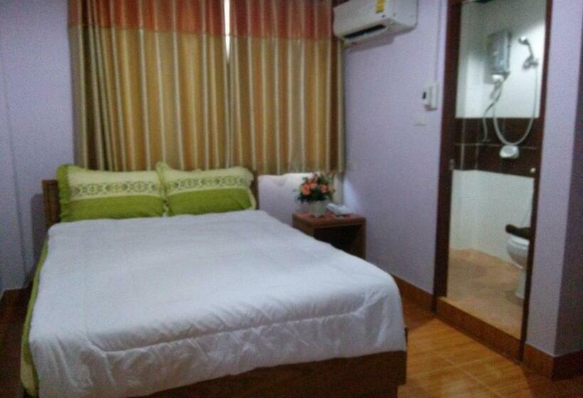 پانسیون Phoonsab Hostel