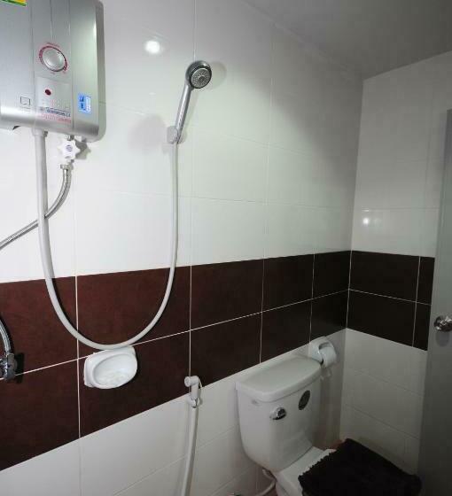 پانسیون Phoonsab Hostel