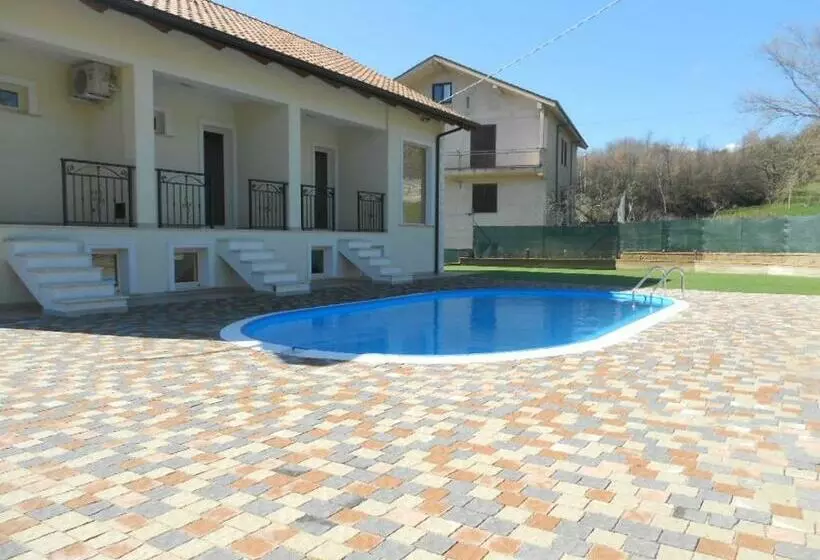 Majatalo Villa Brettii