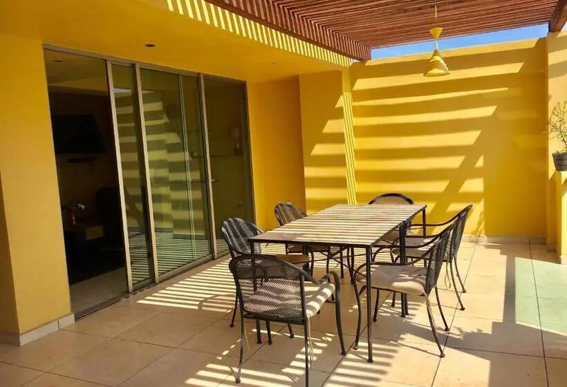 Andressa Mia Apartments