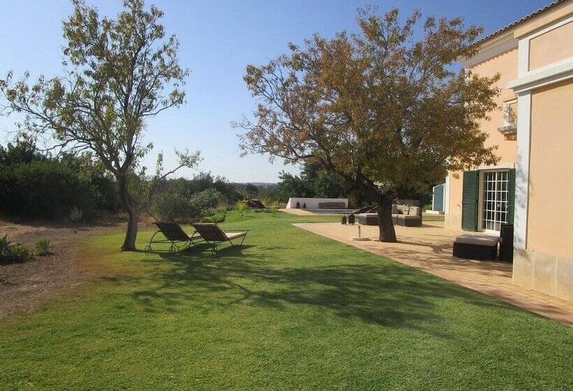 تختخواب و صبحانه Casa Dos Ventos