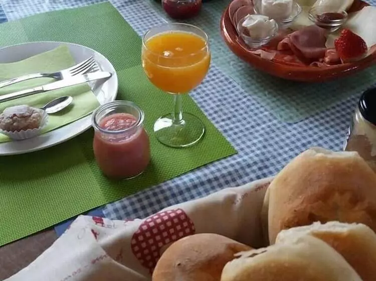 تختخواب و صبحانه Casa Dos Ventos