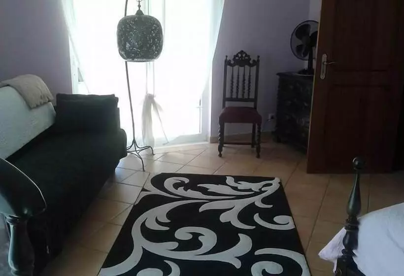 تختخواب و صبحانه Casa Dos Ventos