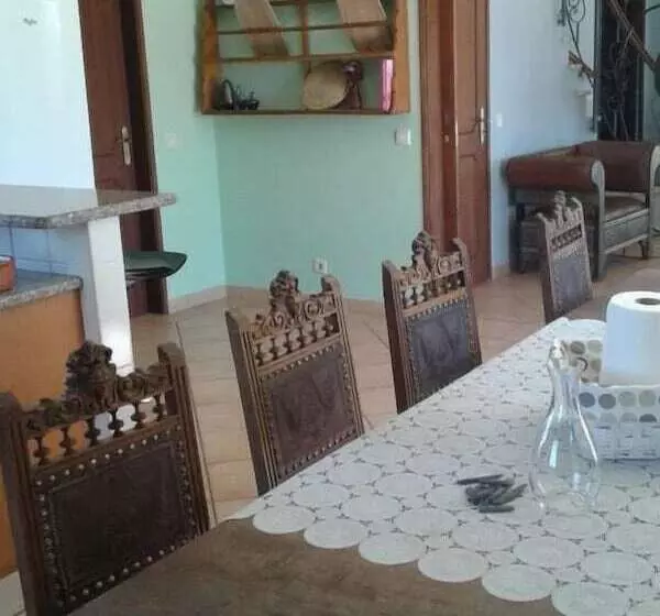 تختخواب و صبحانه Casa Dos Ventos