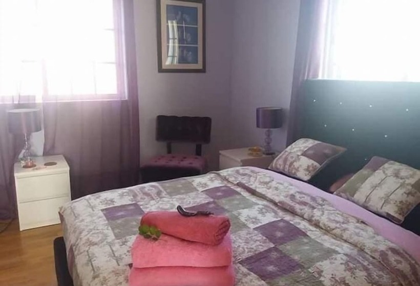 تختخواب و صبحانه Casa Dos Ventos