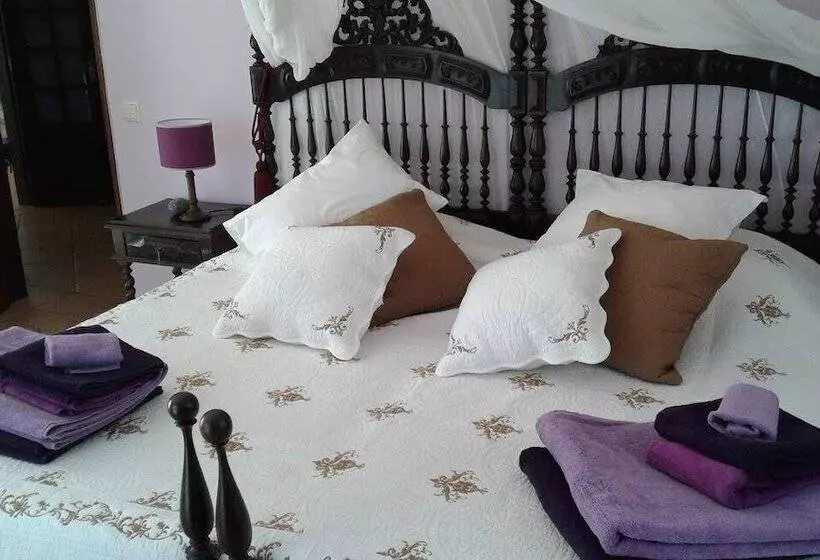 تختخواب و صبحانه Casa Dos Ventos