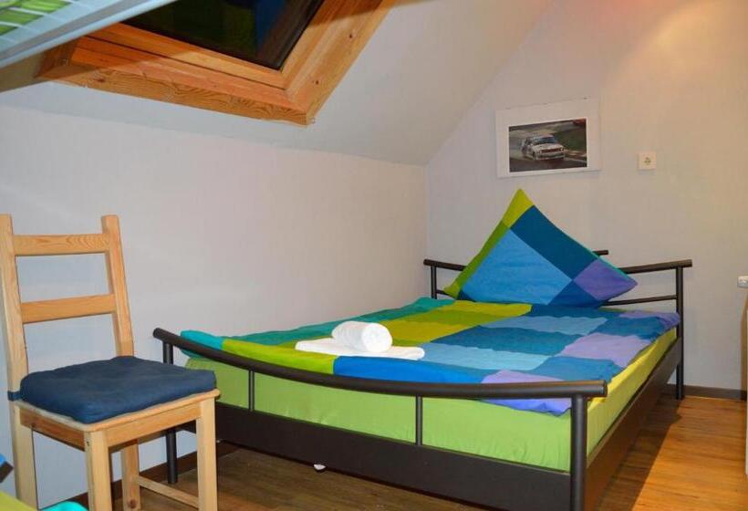 住宿加早餐  Franky House Am Nürburgring