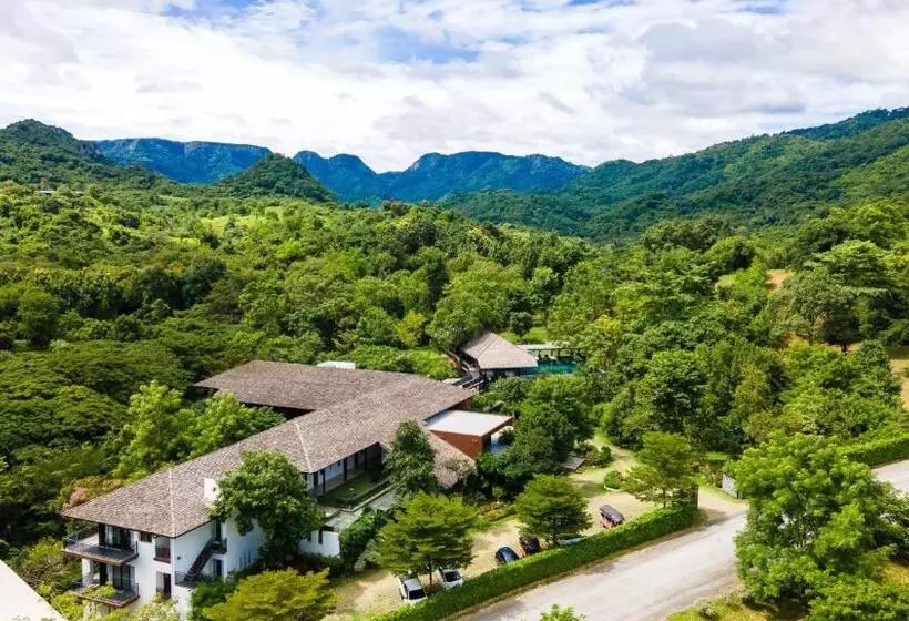 ホテル Rain Tree Khao Yai