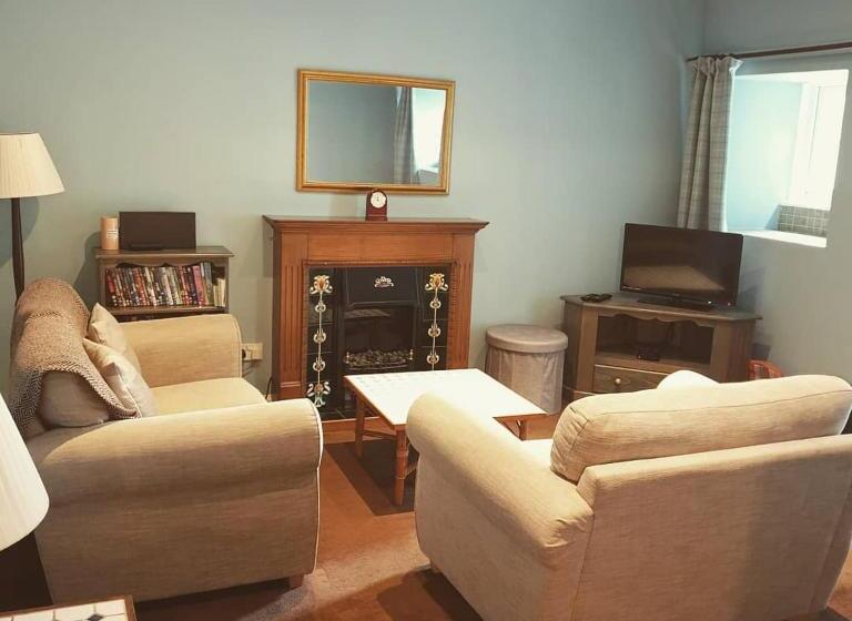 פנסיון Elysian Fields @ Ing Hill Lodge