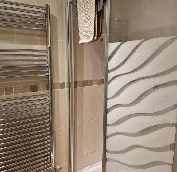 ペンション Elysian Fields @ Ing Hill Lodge