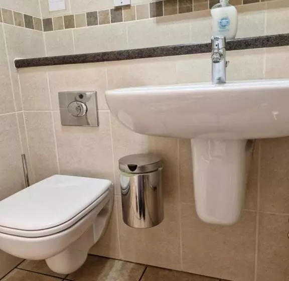 ペンション Elysian Fields @ Ing Hill Lodge