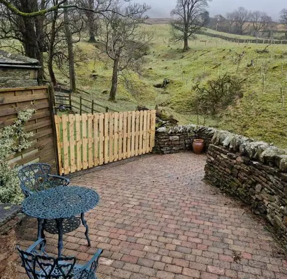 ペンション Elysian Fields @ Ing Hill Lodge