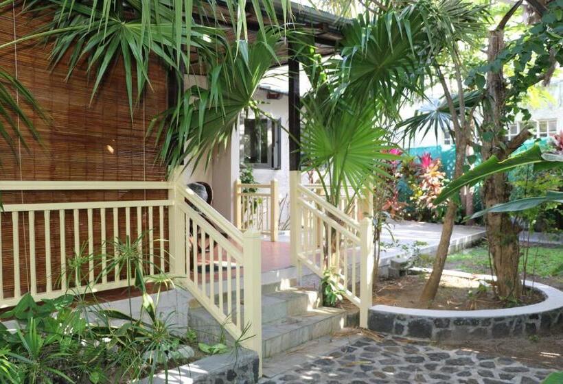 پانسیون Villa Soleil D’été