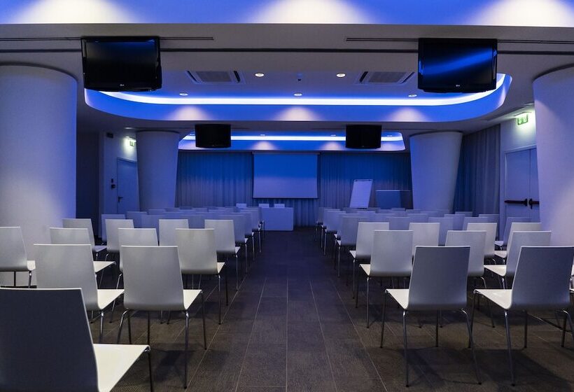 Отель A Point Porto Ercole Resort & Spa