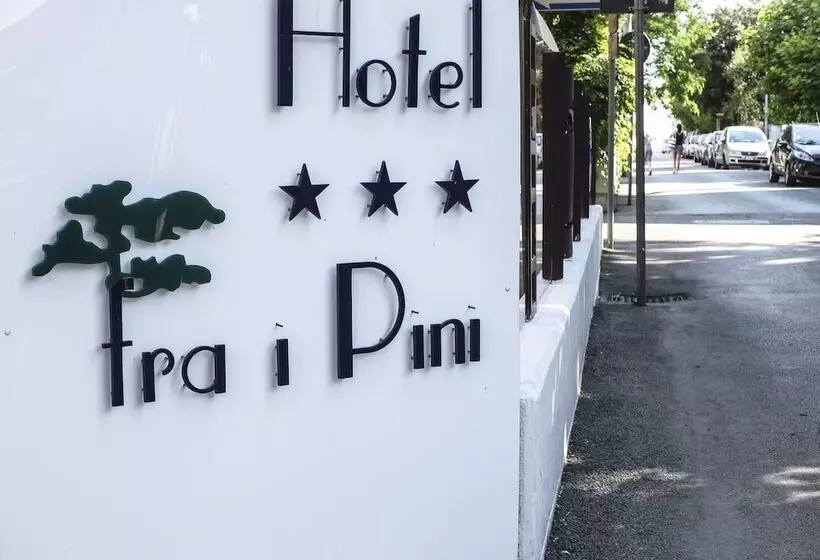 هتل Fra I Pini