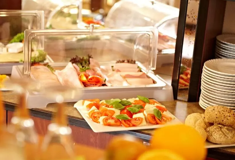 酒店 Königstein Kiel By Tulip Inn