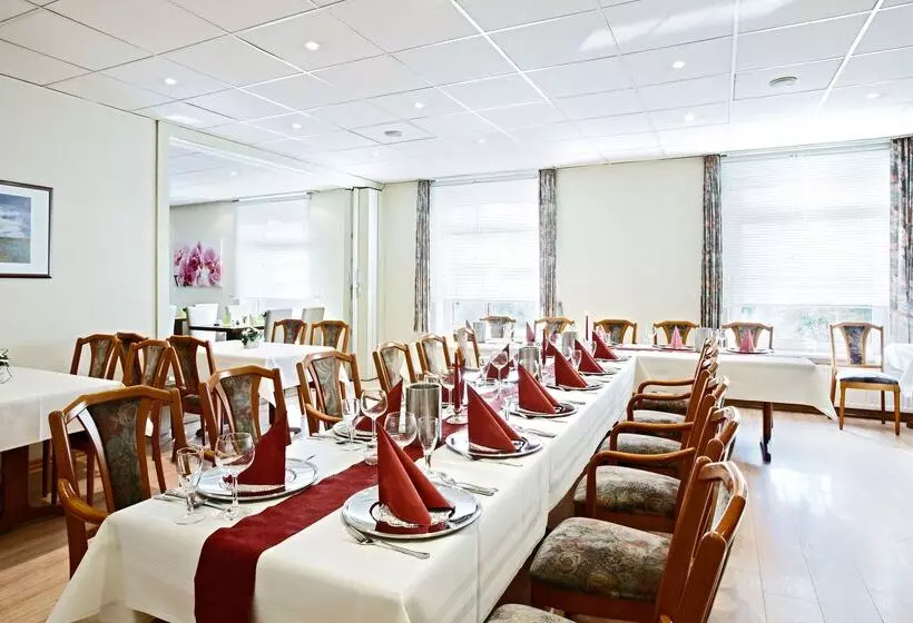 酒店 Königstein Kiel By Tulip Inn