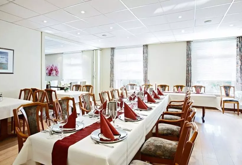 酒店 Königstein Kiel By Tulip Inn