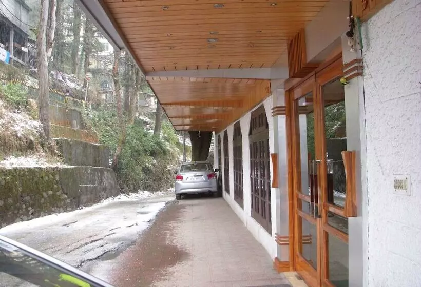 בית מלון כפרי Kumar S